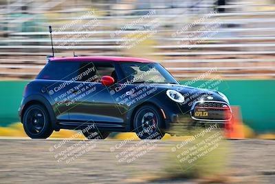 media/Oct-18-2025-Extreme Speed (Sat) [[d6d7e1fef1]]/Group 5/Session 3 (Turn 1)/